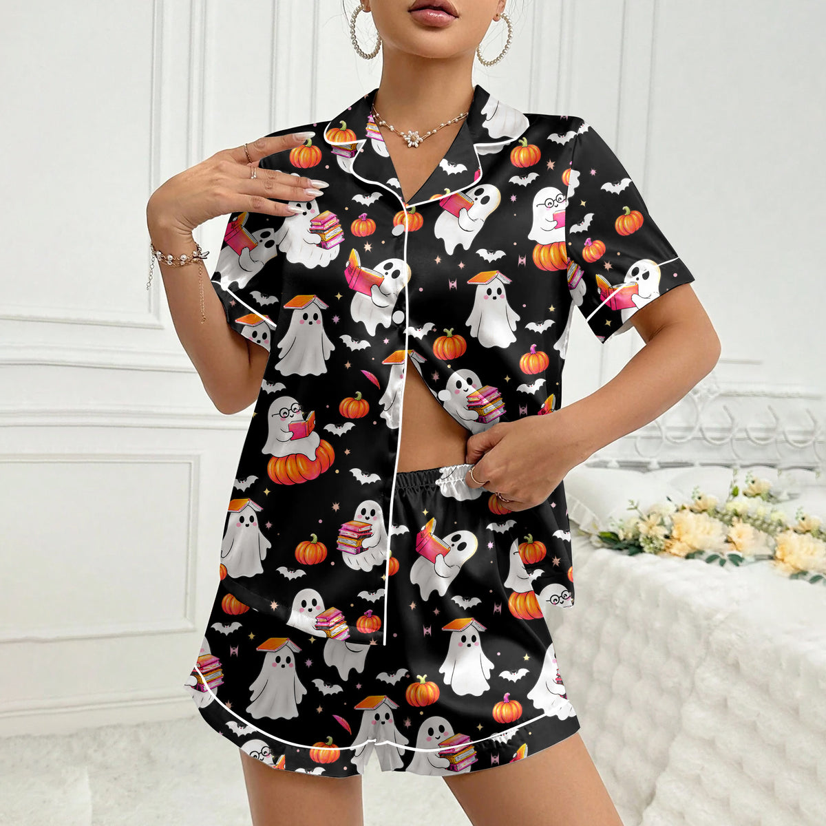Women’s Halloween Reading Ghost Pattern Short Sleeve Pajama Set
