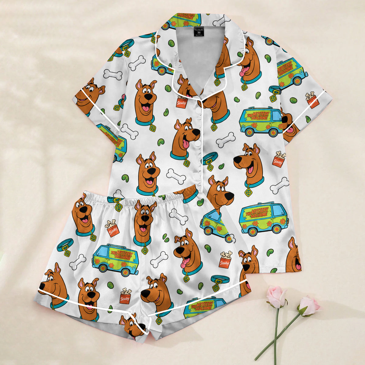 Women’s White Scooby-Doo Satin Pajama Set