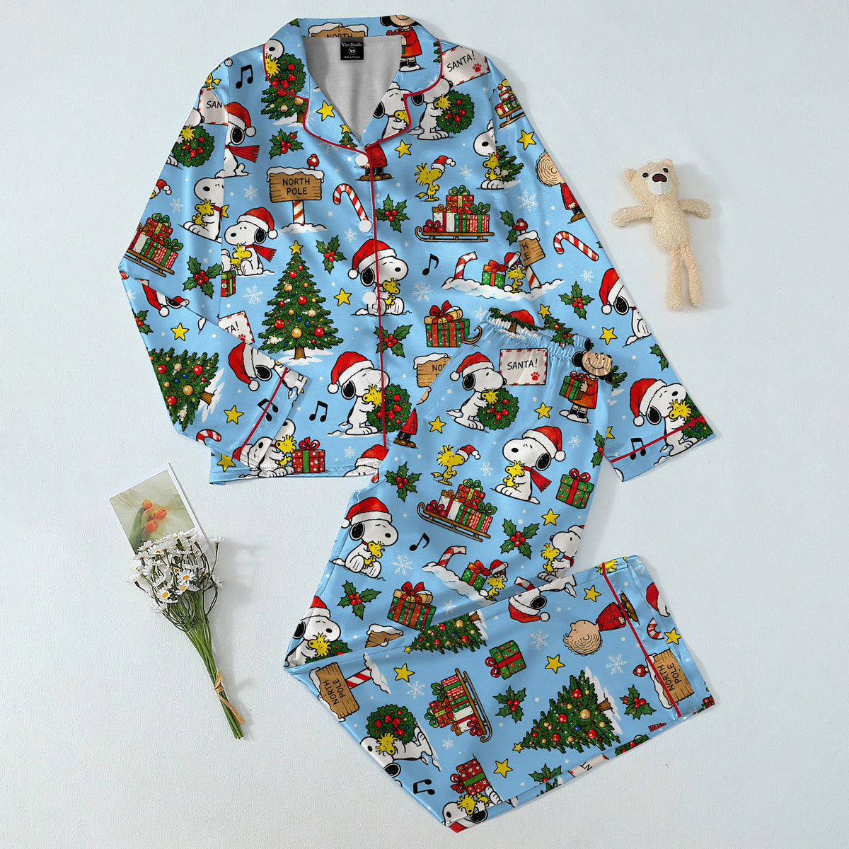 Peanuts Snoopy and Friends Christmas Print Long Sleeve Pajama Set