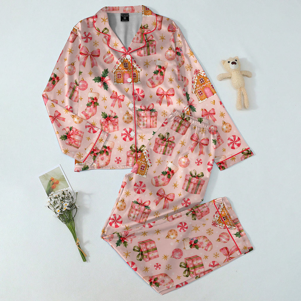 Christmas Gingerbread House Stocking and Bow Print Long Sleeve Pajama Set